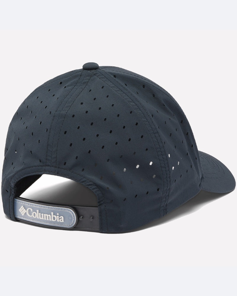 כובע ה-Snap Back Columbia Hike 110 מבית columbiaIL הוא כובע בצבע כחול כהה עם חורי אוורור ורצועה מתכווננת הכוללת תווית לוגו — ציוד מושלם לפעילויות בחוץ לקראת ההרפתקה הבאה שלך.