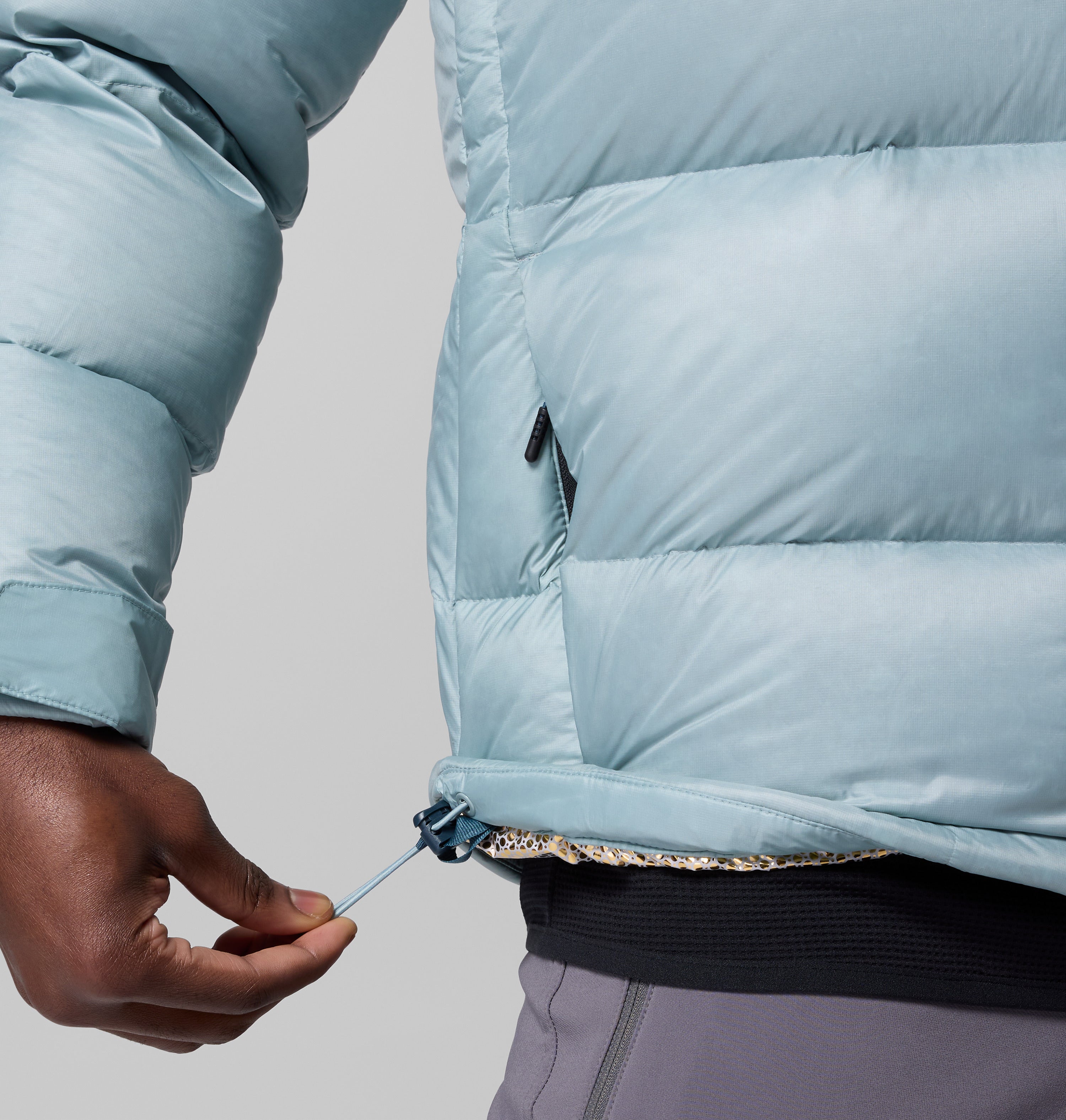 Cloudview Down Hooded Jacket