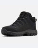 מגף טיולים שחור מדגם Buxton Peak Mid II של ColumbiaIL, בעל סוליות מחוספסות ושרוכים עבים, מצולם מזווית נמוכה מלפנים על רקע בהיר וחלק — מעוצב לעמידות ולביצועים אטומים למים.