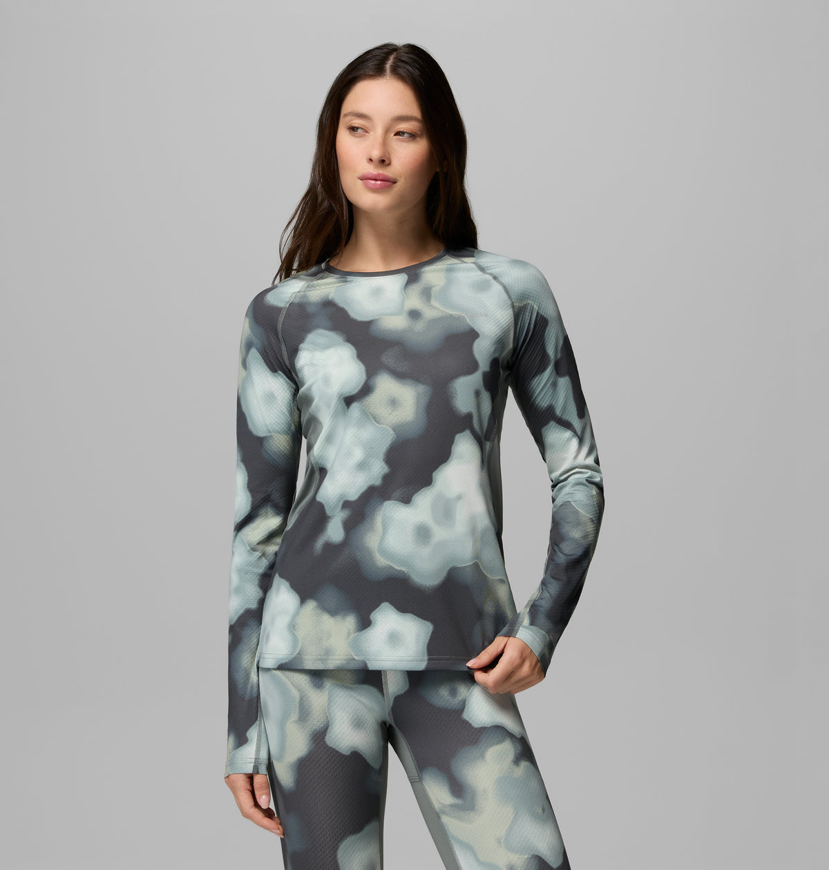 W Omni-Heat Infinity Knit L/S Crew