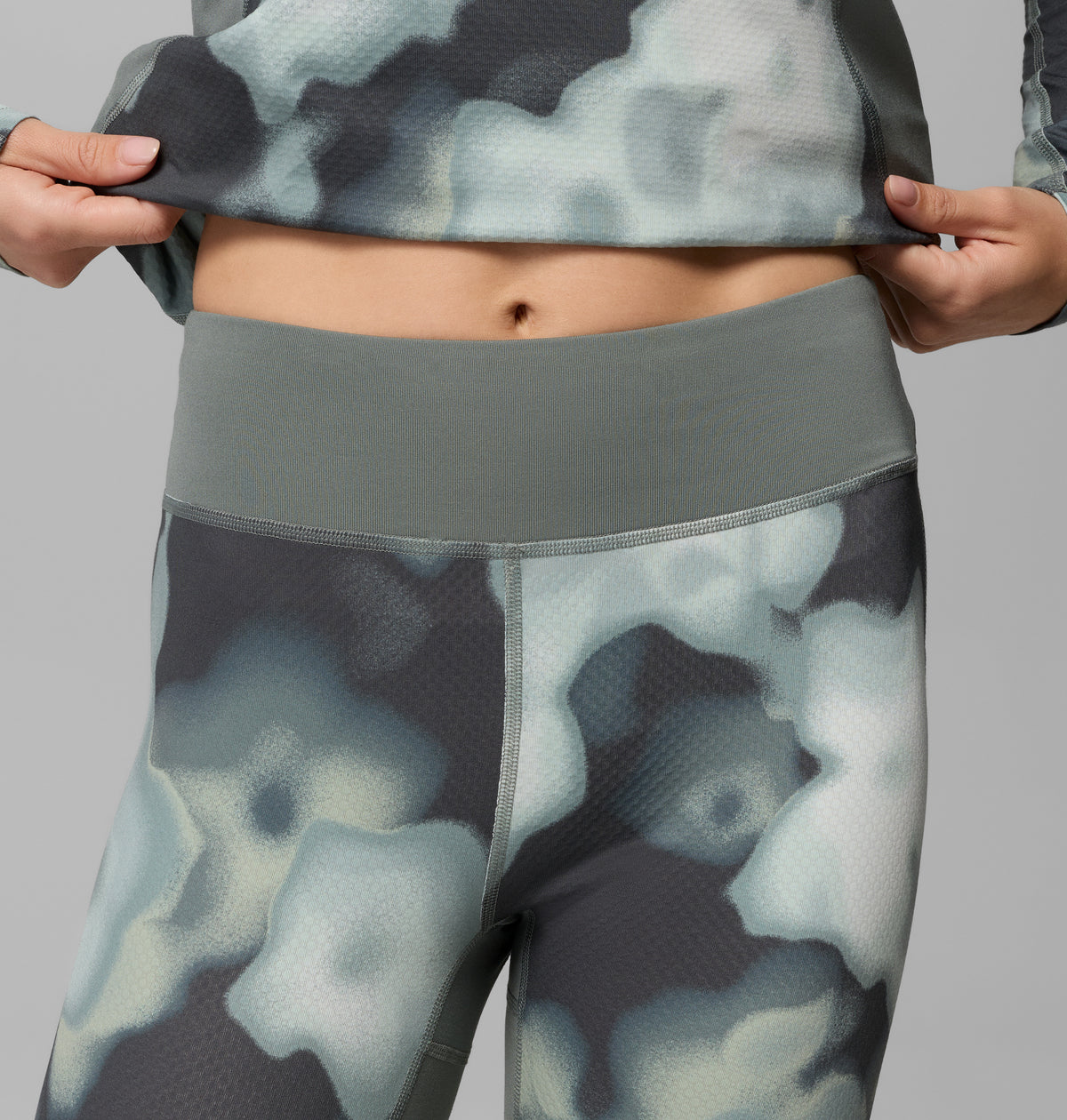 Omni-Heat Infinity Tight W