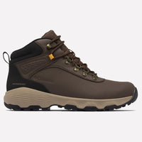 מגף הטיולים החום והעמיד למים לגברים מדגם "Newton Wander Ltr" של ColumbiaIL, מקולקציית NEWTON WANDER, כולל נגיעות שחורות, לולאות מתכת וסוליה מרקמת בצבע בז'. בתמונה, הנראית מהצד, הוא בולט על רקע לבן אחיד.