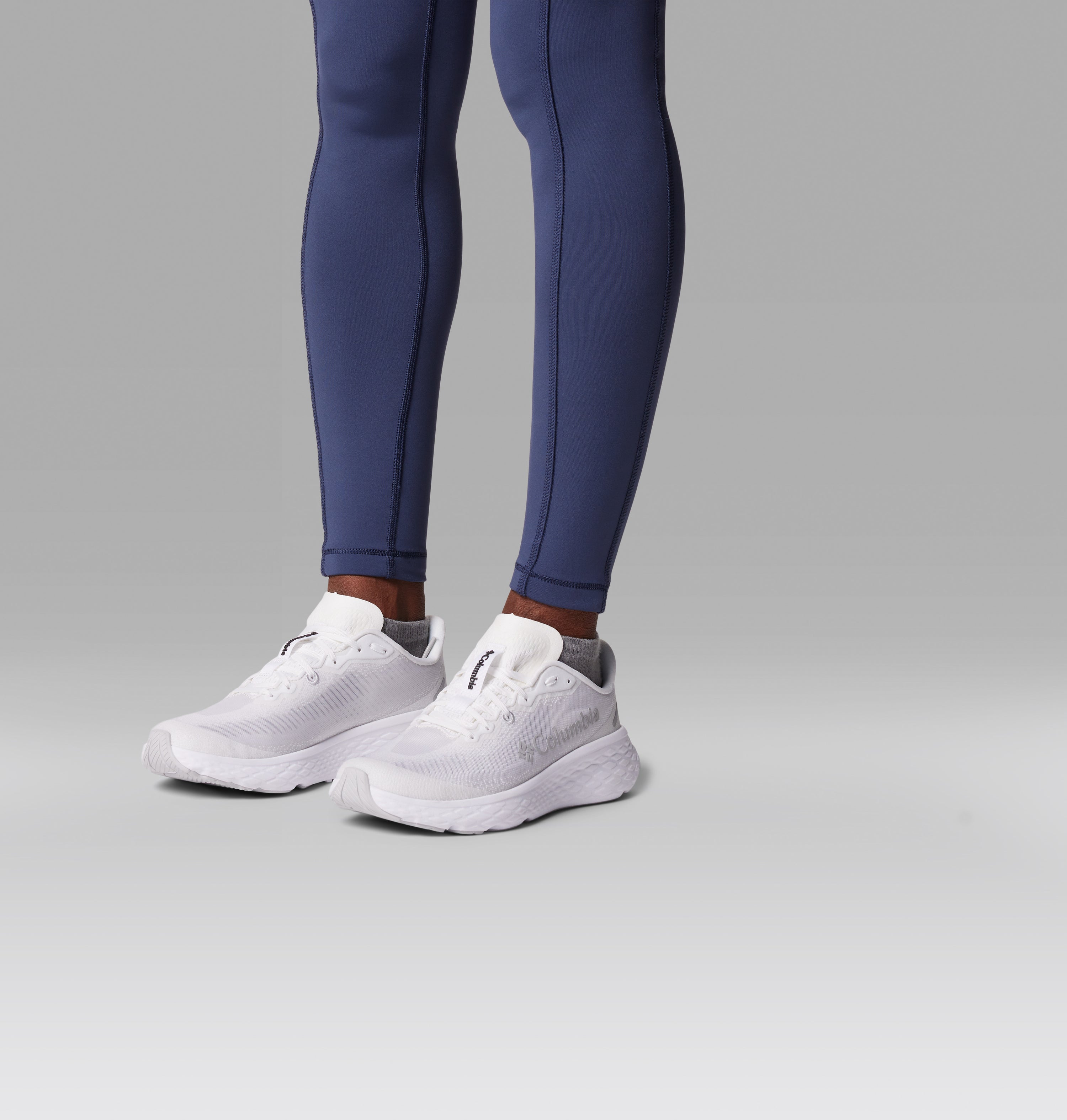 Konos Featherweight